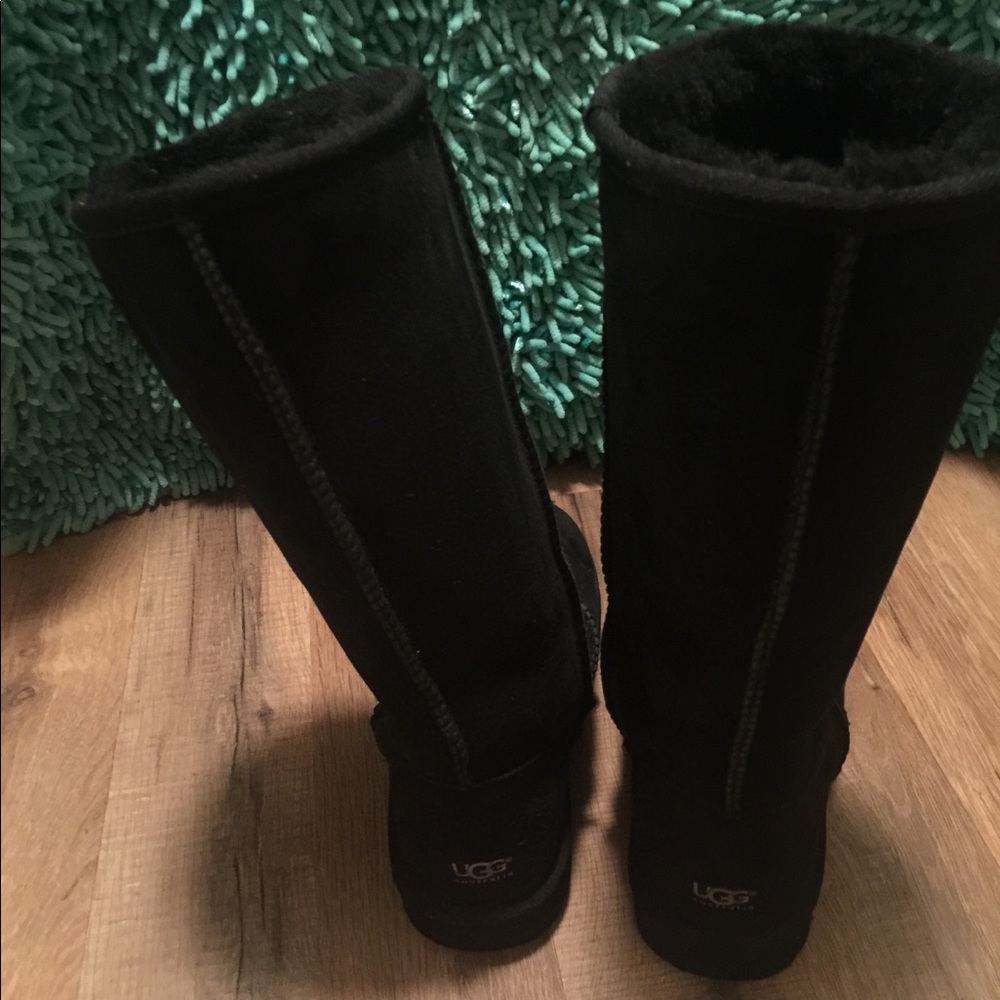 Tall black ugg boots